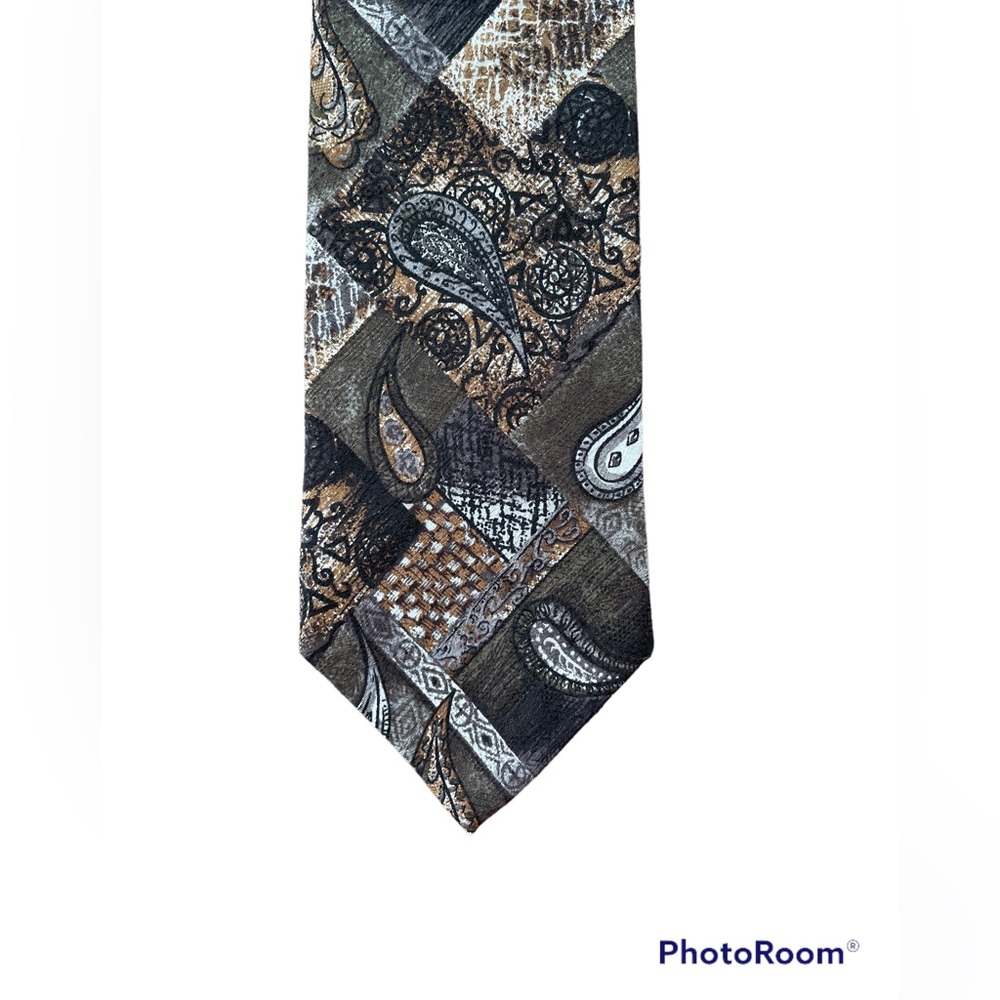 Grafton - Grey/Brown Silk Necktie.
Made in Canada.